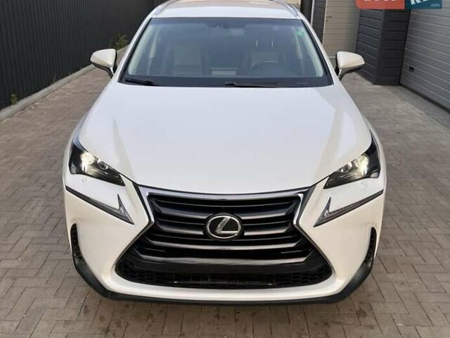 Лексус НХ 2016 у Києві на Automoto.ua Білий Лексус НХ, об'ємом двигуна 2 л та пробігом 128 тис. км за 24000 $, фото 9 на Automoto.ua