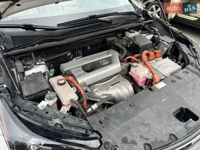Лексус НХ 2016 у Києві на Automoto.ua Білий Лексус НХ, об'ємом двигуна 2.49 л та пробігом 108 тис. км за 26000 $, фото 31 на Automoto.ua