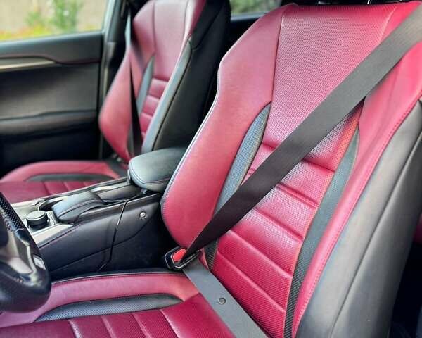 Лексус НХ 2016 у Івано-Франківську на Automoto.ua Білий Лексус НХ, об'ємом двигуна 2.69 л та пробігом 26 тис. км за 26500 $, фото 10 на Automoto.ua