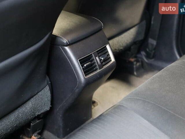 Білий Лексус НХ, об'ємом двигуна 2.49 л та пробігом 213 тис. км за 27900 $, фото 28 на Automoto.ua