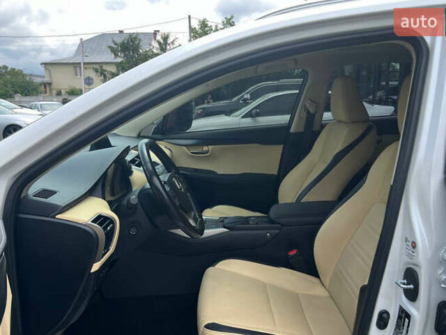 Белый Лексус НХ, объемом двигателя 2.5 л и пробегом 120 тыс. км за 28900 $, фото 9 на Automoto.ua