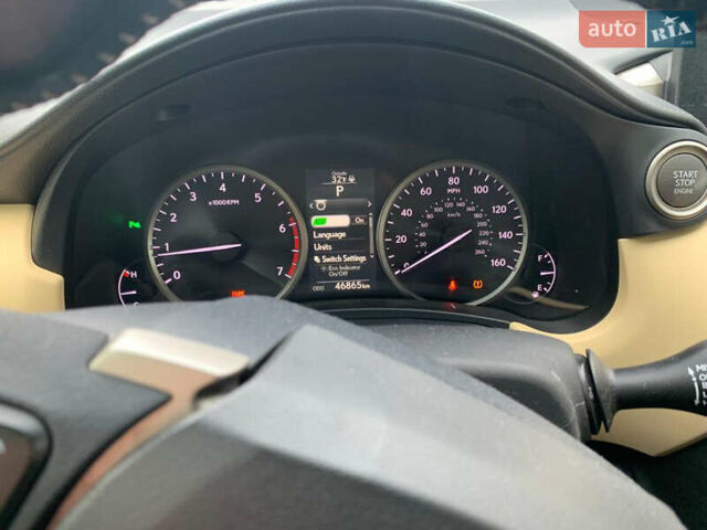 Білий Лексус НХ, об'ємом двигуна 2 л та пробігом 46 тис. км за 25500 $, фото 7 на Automoto.ua