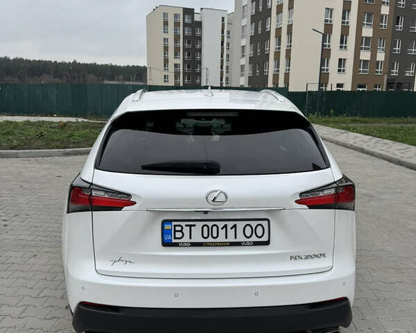 Белый Лексус НХ, объемом двигателя 2 л и пробегом 97 тыс. км за 23000 $, фото 5 на Automoto.ua