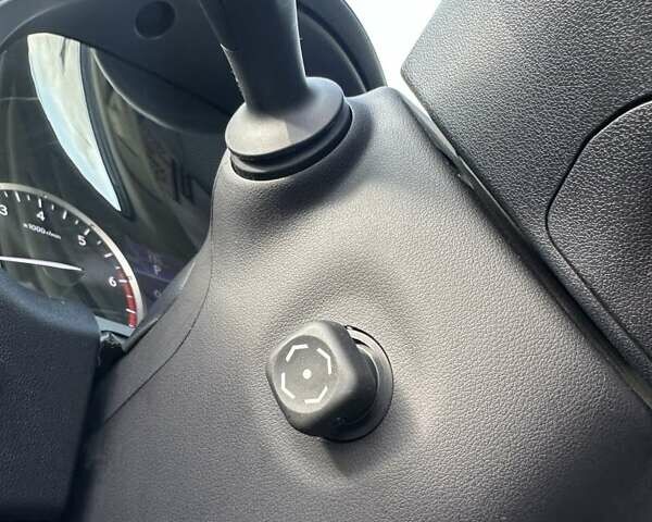 Білий Лексус НХ, об'ємом двигуна 2 л та пробігом 126 тис. км за 24500 $, фото 40 на Automoto.ua