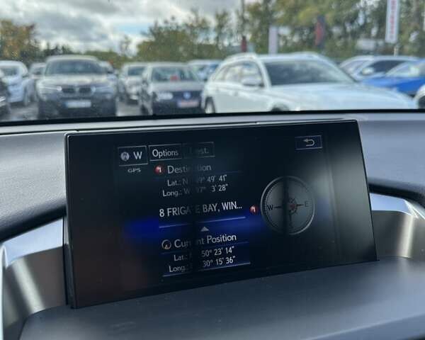 Білий Лексус НХ, об'ємом двигуна 2 л та пробігом 126 тис. км за 24500 $, фото 48 на Automoto.ua