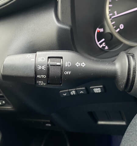 Белый Лексус НХ, объемом двигателя 1.99 л и пробегом 115 тыс. км за 23500 $, фото 20 на Automoto.ua