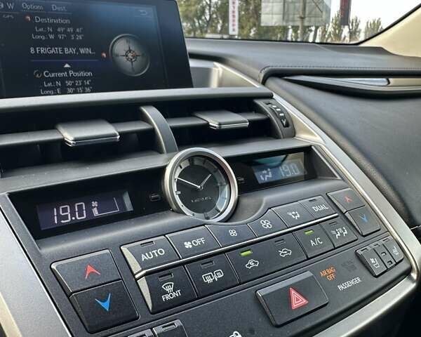 Білий Лексус НХ, об'ємом двигуна 2 л та пробігом 126 тис. км за 24500 $, фото 53 на Automoto.ua