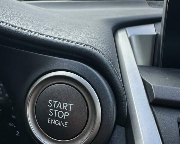 Білий Лексус НХ, об'ємом двигуна 2 л та пробігом 126 тис. км за 24500 $, фото 49 на Automoto.ua