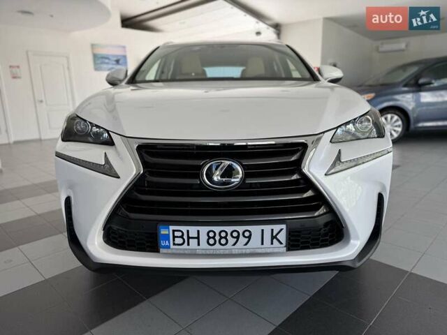 Белый Лексус НХ, объемом двигателя 2 л и пробегом 56 тыс. км за 23000 $, фото 9 на Automoto.ua