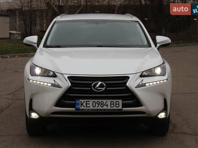 Белый Лексус НХ, объемом двигателя 2 л и пробегом 58 тыс. км за 25999 $, фото 5 на Automoto.ua