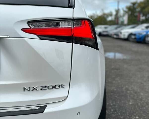 Білий Лексус НХ, об'ємом двигуна 2 л та пробігом 126 тис. км за 21500 $, фото 11 на Automoto.ua