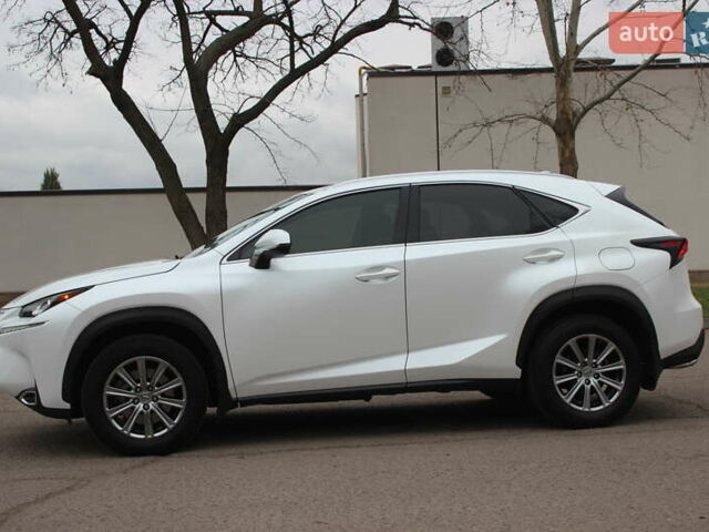 Белый Лексус НХ, объемом двигателя 2 л и пробегом 58 тыс. км за 25999 $, фото 11 на Automoto.ua