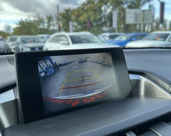 Білий Лексус НХ, об'ємом двигуна 2 л та пробігом 126 тис. км за 21500 $, фото 56 на Automoto.ua