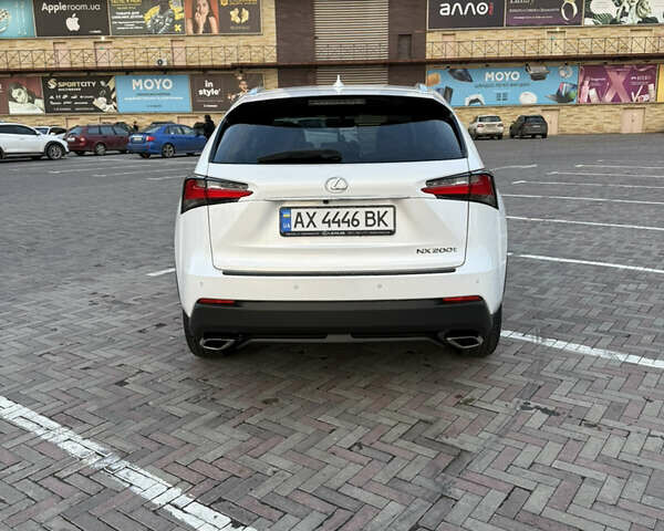 Білий Лексус НХ, об'ємом двигуна 2 л та пробігом 90 тис. км за 25500 $, фото 4 на Automoto.ua