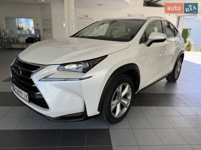 Белый Лексус НХ, объемом двигателя 2 л и пробегом 56 тыс. км за 22500 $, фото 7 на Automoto.ua