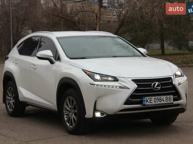 Белый Лексус НХ, объемом двигателя 2 л и пробегом 58 тыс. км за 25999 $, фото 6 на Automoto.ua