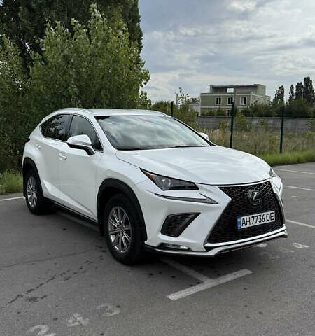 Білий Лексус НХ, об'ємом двигуна 2 л та пробігом 69 тис. км за 29500 $, фото 7 на Automoto.ua