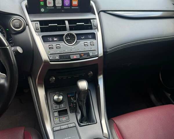 Белый Лексус НХ, объемом двигателя 2 л и пробегом 233 тыс. км за 22000 $, фото 11 на Automoto.ua