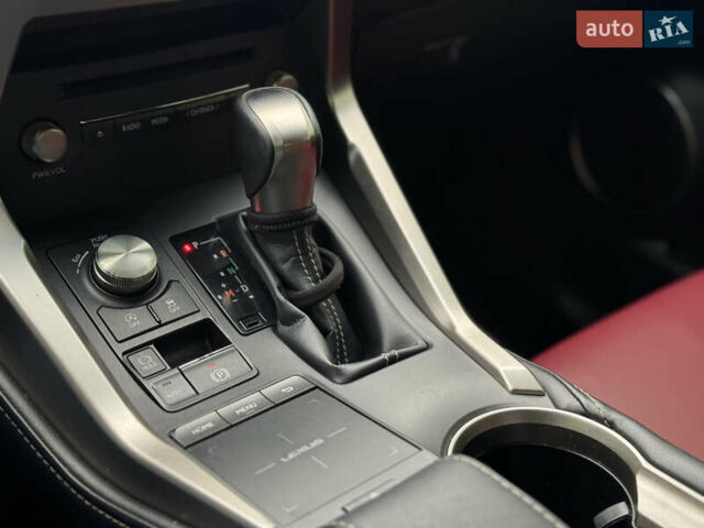 Белый Лексус НХ, объемом двигателя 2 л и пробегом 111 тыс. км за 29900 $, фото 14 на Automoto.ua