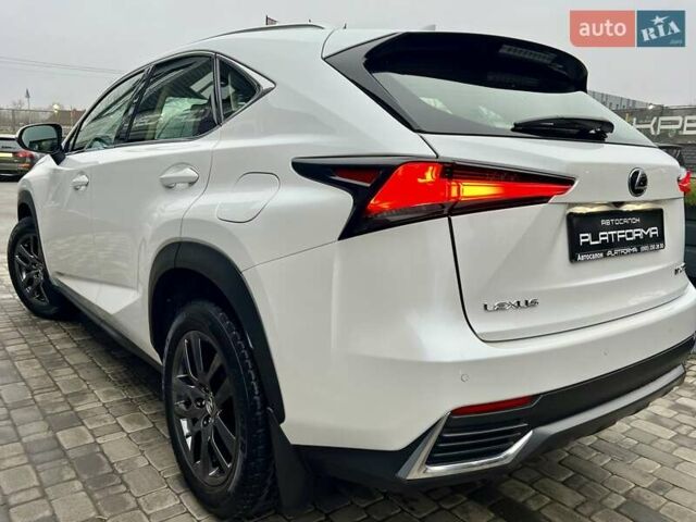 Белый Лексус НХ, объемом двигателя 1.99 л и пробегом 63 тыс. км за 30900 $, фото 75 на Automoto.ua