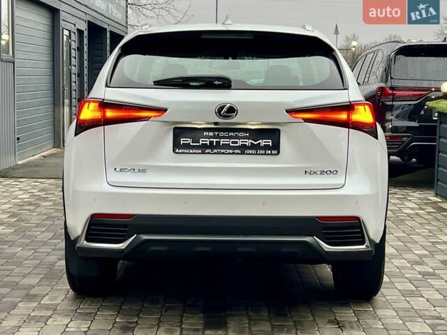 Белый Лексус НХ, объемом двигателя 1.99 л и пробегом 63 тыс. км за 30900 $, фото 8 на Automoto.ua
