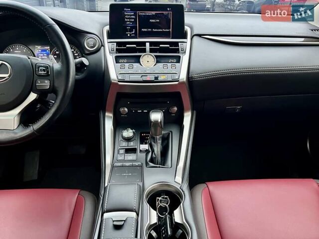 Белый Лексус НХ, объемом двигателя 1.99 л и пробегом 63 тыс. км за 30900 $, фото 64 на Automoto.ua