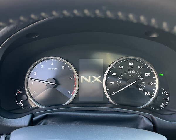 Білий Лексус НХ, об'ємом двигуна 2 л та пробігом 88 тис. км за 27500 $, фото 23 на Automoto.ua