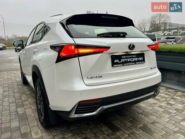 Белый Лексус НХ, объемом двигателя 1.99 л и пробегом 63 тыс. км за 30900 $, фото 7 на Automoto.ua