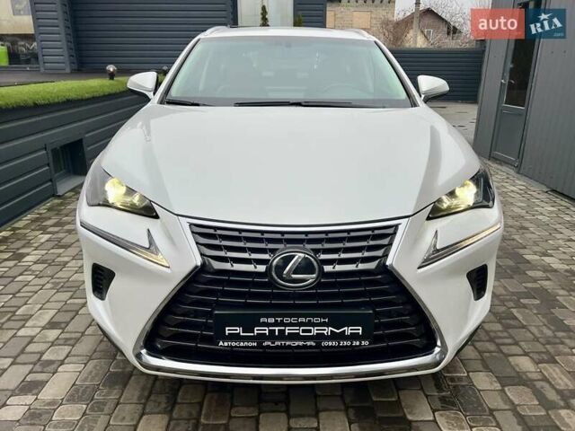 Белый Лексус НХ, объемом двигателя 1.99 л и пробегом 63 тыс. км за 30900 $, фото 13 на Automoto.ua