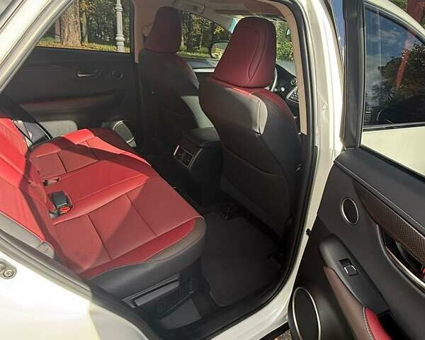 Білий Лексус НХ, об'ємом двигуна 2 л та пробігом 233 тис. км за 24500 $, фото 16 на Automoto.ua