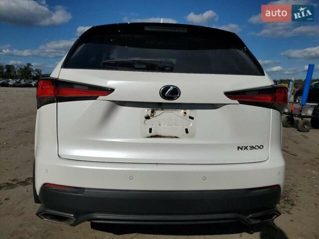 Білий Лексус НХ, об'ємом двигуна 2 л та пробігом 76 тис. км за 8700 $, фото 5 на Automoto.ua