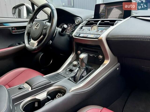 Белый Лексус НХ, объемом двигателя 1.99 л и пробегом 63 тыс. км за 30900 $, фото 53 на Automoto.ua