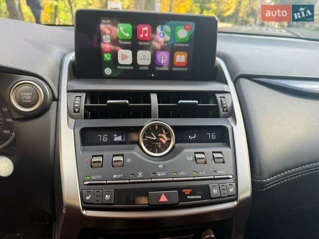 Белый Лексус НХ, объемом двигателя 2 л и пробегом 233 тыс. км за 22000 $, фото 10 на Automoto.ua