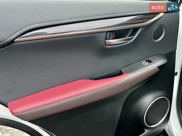 Белый Лексус НХ, объемом двигателя 1.99 л и пробегом 63 тыс. км за 30900 $, фото 28 на Automoto.ua