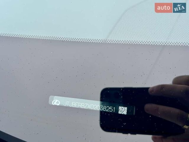 Белый Лексус НХ, объемом двигателя 1.99 л и пробегом 63 тыс. км за 30900 $, фото 80 на Automoto.ua