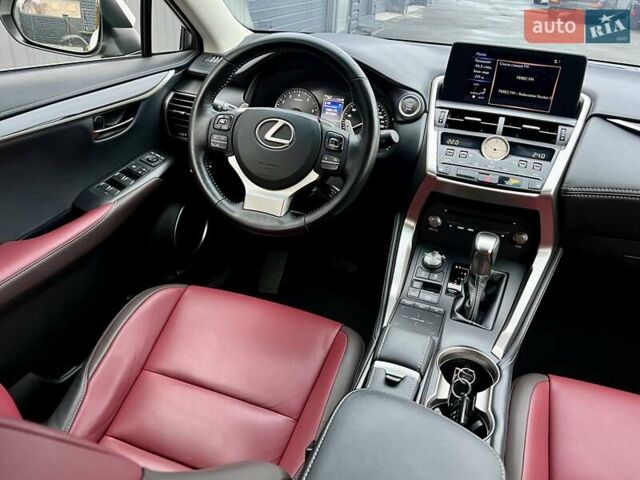 Белый Лексус НХ, объемом двигателя 1.99 л и пробегом 63 тыс. км за 30900 $, фото 70 на Automoto.ua
