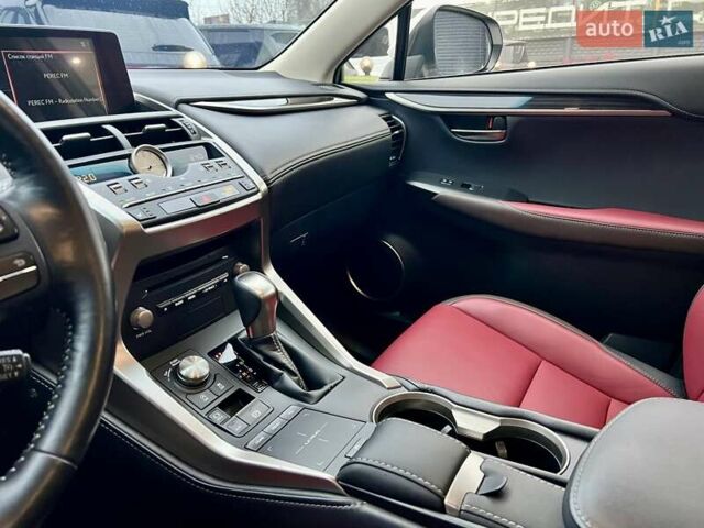 Белый Лексус НХ, объемом двигателя 1.99 л и пробегом 63 тыс. км за 30900 $, фото 19 на Automoto.ua