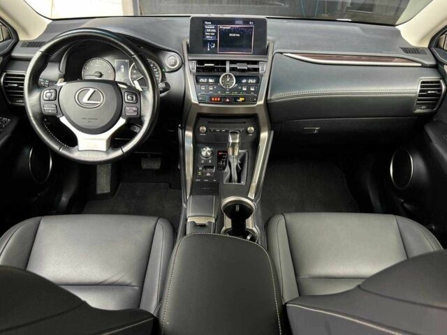 Білий Лексус НХ, об'ємом двигуна 2 л та пробігом 67 тис. км за 28900 $, фото 13 на Automoto.ua