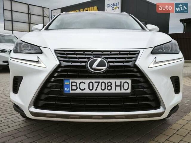 Білий Лексус НХ, об'ємом двигуна 1.99 л та пробігом 154 тис. км за 27601 $, фото 1 на Automoto.ua