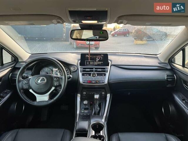 Белый Лексус НХ, объемом двигателя 2 л и пробегом 97 тыс. км за 31690 $, фото 34 на Automoto.ua
