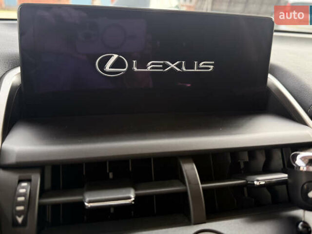 Белый Лексус НХ, объемом двигателя 2.49 л и пробегом 149 тыс. км за 29900 $, фото 18 на Automoto.ua