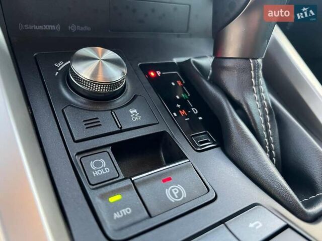 Белый Лексус НХ, объемом двигателя 2 л и пробегом 97 тыс. км за 31690 $, фото 20 на Automoto.ua