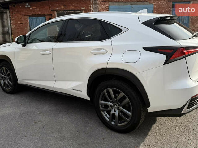 Белый Лексус НХ, объемом двигателя 2.49 л и пробегом 149 тыс. км за 29900 $, фото 14 на Automoto.ua