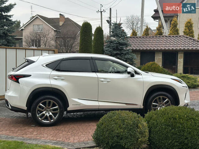 Білий Лексус НХ, об'ємом двигуна 2.5 л та пробігом 58 тис. км за 38900 $, фото 5 на Automoto.ua