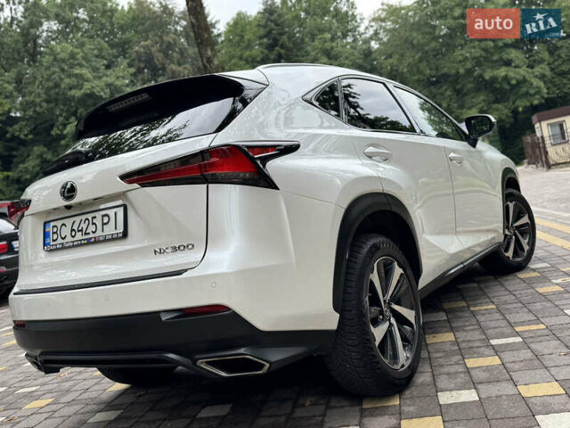 Білий Лексус НХ, об'ємом двигуна 2 л та пробігом 33 тис. км за 28950 $, фото 21 на Automoto.ua