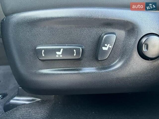 Белый Лексус НХ, объемом двигателя 2 л и пробегом 97 тыс. км за 31690 $, фото 16 на Automoto.ua