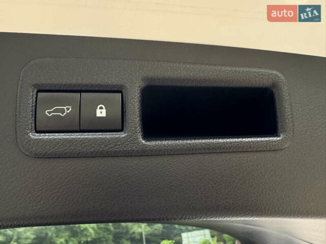 Білий Лексус НХ, об'ємом двигуна 2 л та пробігом 33 тис. км за 28950 $, фото 64 на Automoto.ua