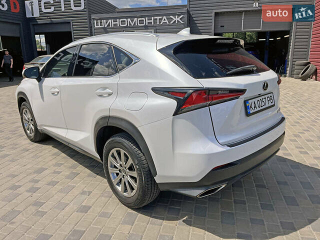 Білий Лексус НХ, об'ємом двигуна 2 л та пробігом 73 тис. км за 27900 $, фото 4 на Automoto.ua