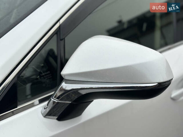 Білий Лексус НХ, об'ємом двигуна 2.5 л та пробігом 58 тис. км за 38900 $, фото 14 на Automoto.ua