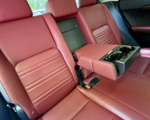 Білий Лексус НХ, об'ємом двигуна 2 л та пробігом 70 тис. км за 25900 $, фото 12 на Automoto.ua